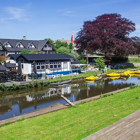 Hotel Riverside Voersa *