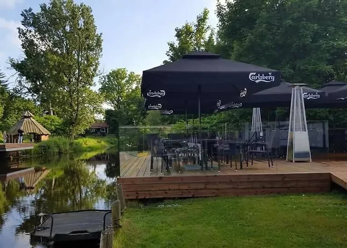 Отель Riverside Voersa Себю